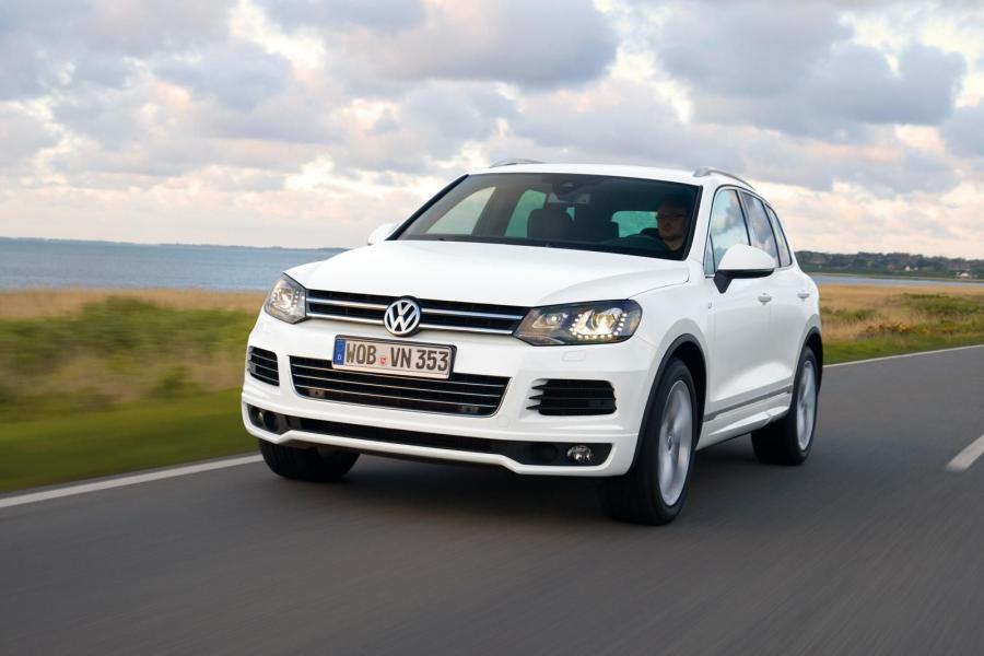  Volkswagen Touareg R-Line 2014 года  (фото 6 из 11)